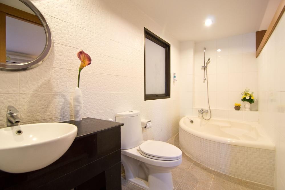 Bella Villa Metro Pattaya Zewnętrze zdjęcie